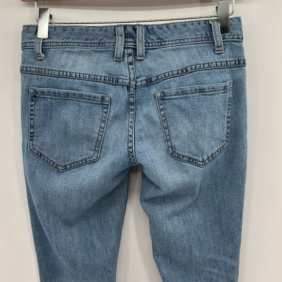 Free People Mid-Rise Raw Hem Ankle Distressed Jeans - 25 - Picture 7 of 8